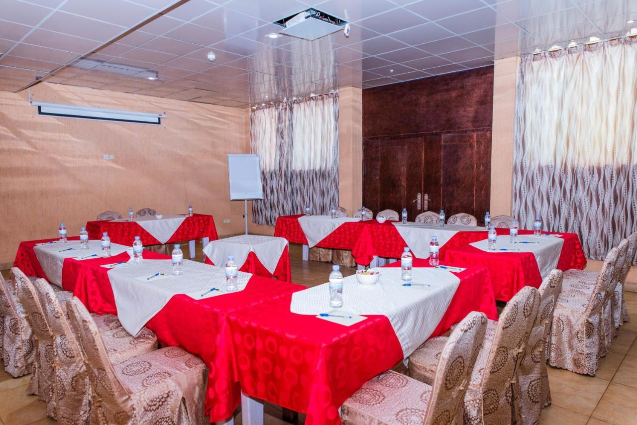 Kigaliview Hotel And Apartments Ngoại thất bức ảnh